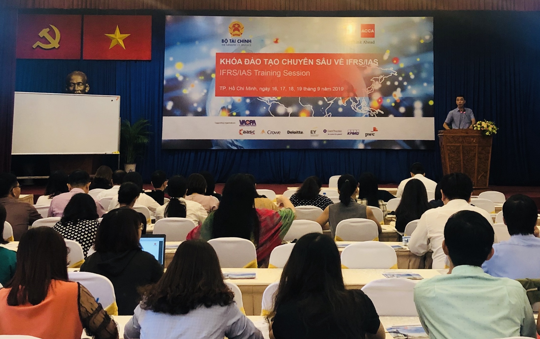 ACCA hỗ trợ Việt Nam trong việc áp dụng chuẩn mực kế toán quốc tế